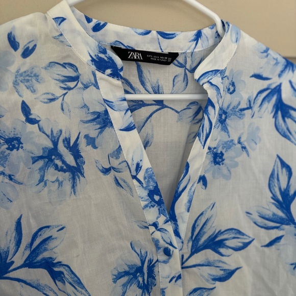 Zara Printed Cotton Blouse White with Blue Flowers, size Large - Picture 9 of 11